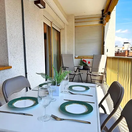 Domuum Holidays - Nautic Apartman *